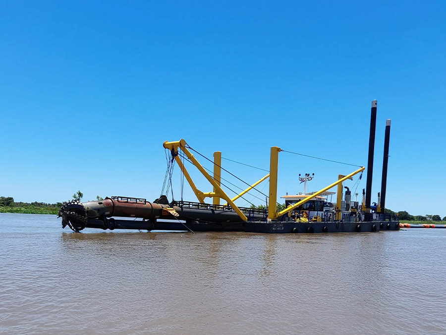 绞吸式挖泥船现场案例