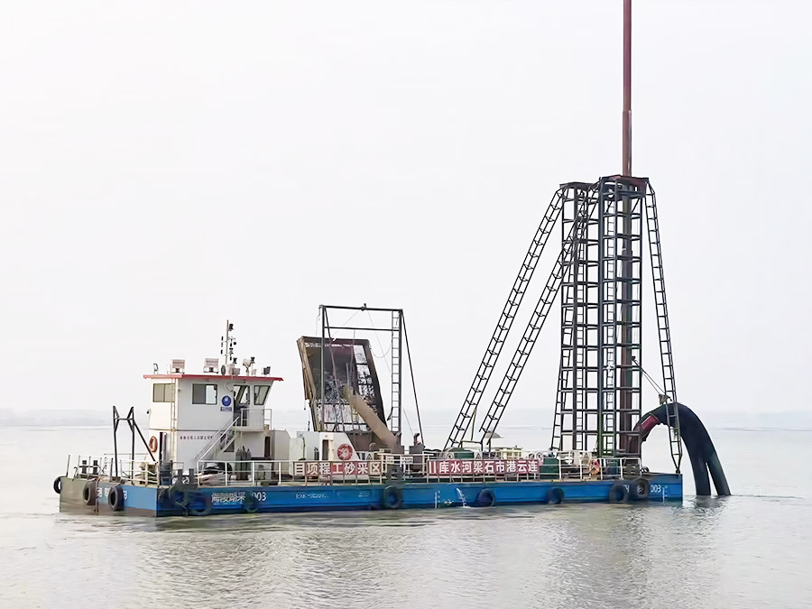 抽沙船现场案例