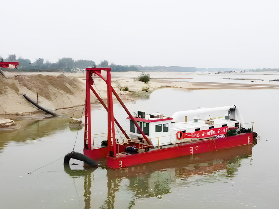 抽沙船现场案例